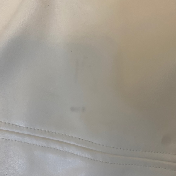 HOUSE OF CB - Inaya trousers in white - Picture 3 of 5